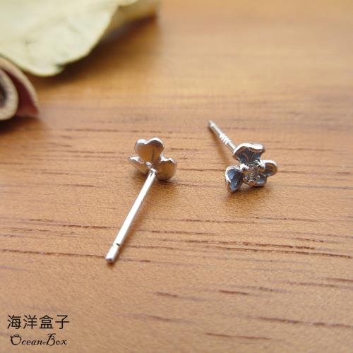 【海洋盒子】水藍三葉迷你小花朵S925純銀耳環.外鍍專櫃級正白K.貼耳耳環