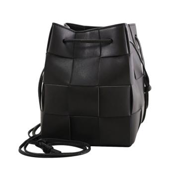 BOTTEGA VENETA 680218 大編織單肩/斜背束口水桶包.深咖