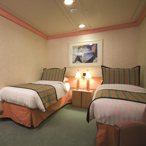 暑假【歌詩達郵輪莎倫娜號】福岡/濟洲自主行６天(內艙雙人房)單人券