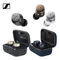 Sennheiser 森海塞爾 Momentum True Wireless 4 真無線耳機,採用自適應採用電池系統,更新技術提升音質與續航表現。具備 IP54 防水等級,支援雙麥克風降噪功能,無線連線相容 iOS 與 Android 系統,提供古銅、石墨、銀白、曜金、丹寧多種顏色選擇,重量輕巧,適用於多種作業系統,產地中國,BSMI許可字號 R3A531,NCC碼 CCAI23LP0920T5。 Sennheiser森海塞爾 Momentum True Wireless 4