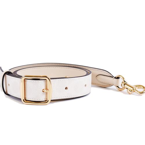 COACH 緹花LOGO防刮皮革背帶-白色