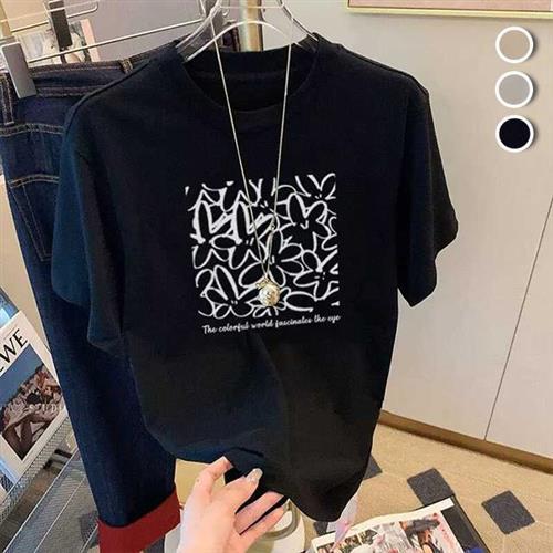 【韓國K.W.】韓國空運薰衣草戀情輕膚棉上衣(假兩件/刺繡/印花圓領/V領上衣T恤)