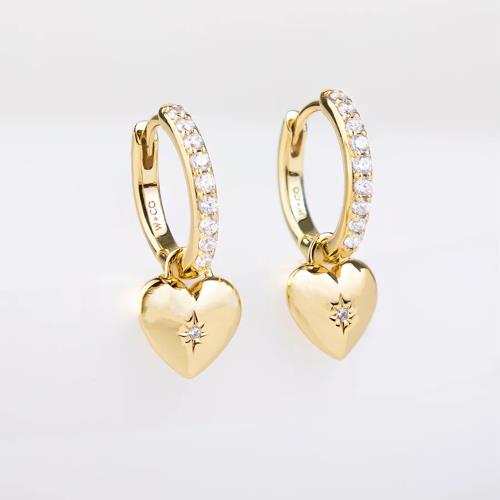 【Wanderlust+Co】鋯石圈愛心吊墜金耳環