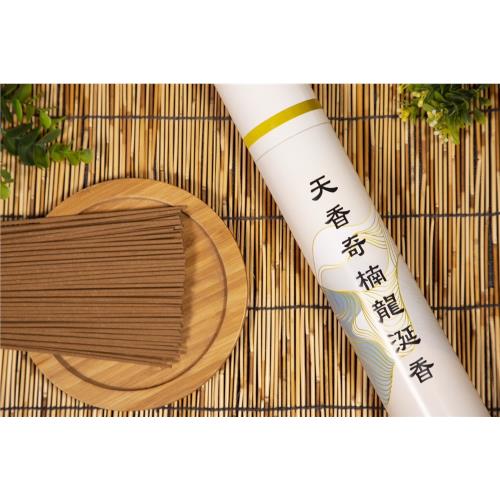 L041 緑奇楠 天然沈香 聞香用 重い21.3g 奇楠王】頂天珍稀奇楠龍涎香旺財組|線香/塔香/宗教用品|ETMall東森購物網