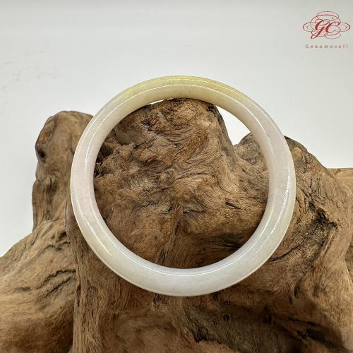 【肌容雪】天然美石淺綠紫帶黃美人條手鐲 編號B237(鐲圍57mm #18號)