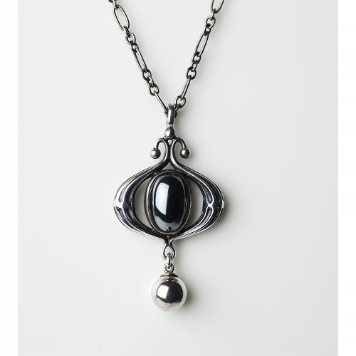 Georg Jensen 喬治傑生 2013年度灰鐵石項鍊