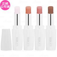 LAMER海洋拉娜 修護晶燦潤唇膏，專櫃級護理配方，提供雙重修護與晶燦潤澤，適合各種膚質使用。3.4g容量輕便實用，有#1 BARE裸嫩、#2 HONEY蜜糖、#3 ROSE薔薇、#4 COCOA可可四種色號可選，為唇部帶來奢華呵護與自然光彩。