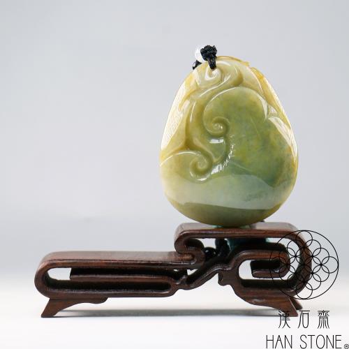 天然翡翠 福瓜 如意蝙蝠 彫刻ペンダント｜手編み仕立て｜37×16×17mm 漢石齋】天然翡翠A貨如意蝙蝠玉佩吊墜飄花種帶黃翡(41*50*17mm)|其他