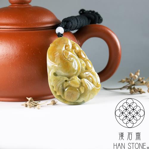 天然翡翠 福瓜 如意蝙蝠 彫刻ペンダント｜手編み仕立て｜37×16×17mm 漢石齋】天然翡翠A貨如意蝙蝠玉佩吊墜飄花種帶黃翡(41*50*17mm)|其他