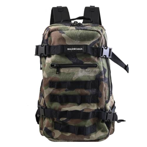 BALENCIAGA 巴黎世家 693635 Army 迷彩刷舊毛邊雙扣後背包.軍綠