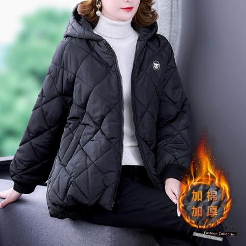 【YOUNGBABY中大碼】胸口小狐狸標誌菱格夾棉保暖連帽外套 中大尺碼女裝