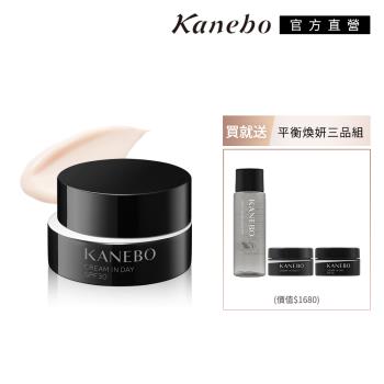 Kanebo佳麗寶活力日霜煥亮Ⅱ組，日本原裝專櫃公司貨，適合各種膚質。組合包含日霜40g、肌能水30mL、日霜8g及晚霜8g，提供全天候保濕與煥亮肌膚效果，是日常保養的理想選擇。