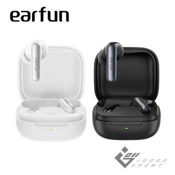 EarFun Air Pro SV 降噪真無線藍芽耳機，搭載 10mm 羊毛複合動態驅動單體與藍芽 5.2 晶片，提供高品質 SBC/AAC 音源編碼與約 15m 連線範圍。支援 ANC 主動降噪，播放時間達 4.5 小時（開啟 ANC）或 6 小時（關閉），搭配 380mAh 充電盒總續航長達 24 小時。IPX5 防水防潑水設計，適合運動使用。內建麥克風支援通話，TYPE-C 快充 10 分鐘可用 2 小時，重量僅 5g 單耳舒適入耳式配戴。含 S/M/L 耳塞、多色選擇，NCC 認證，一年保固，中國製造。內容物：耳機、USB-C 充電線、耳塞、說明書。