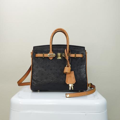 【M2ND】卡希瓦鴕鳥皮迷你柏金包(黑駝-T9407A)