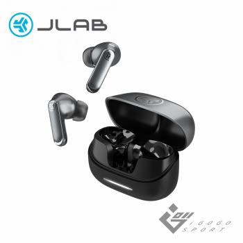 JLab Epic Pods ANC 是一款入耳式藍芽耳機，具備防潑水功能，適合運動使用。支援藍芽連線，採用 TYPE-C 輸入端子，重量輕巧僅 110g，適用 iOS、Android 及通用系統。午夜黑外觀設計，提供十八個月保固與 BSMI 許可字號 R3B170。