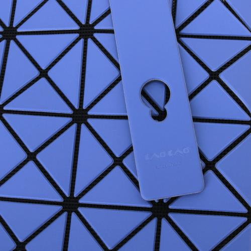 ISSEY MIYAKE 三宅一生-皮質幾何方格7x7手提包(丁香紫藍)霧面|三宅一生