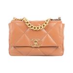 展示商品_CHANEL Chanel 19金色CC Logo三色鍊帶菱格紋口蓋包(焦糖色)